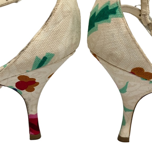 Chanel White Floral Canvas Bow Ankle Strap Sandals - Picture 9 of 12